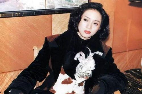 梅艳芳自己爆料病情视频,勇敢面对病魔,无畏人生挑战 第1张 梅艳芳自己爆料病情视频,勇敢面对病魔,无畏人生挑战 第1张